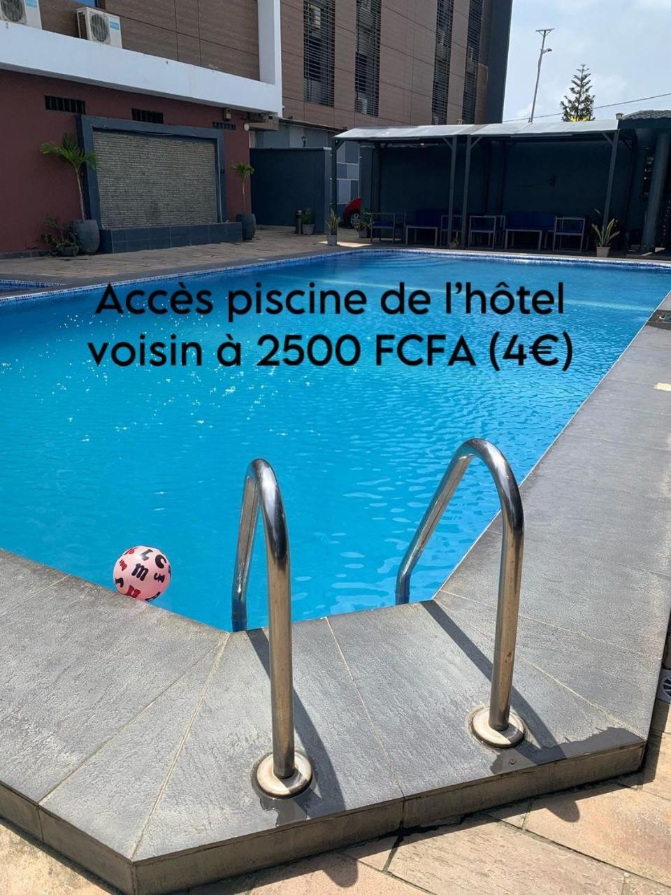 Dodoo Lodge Cotonou Exterior photo
