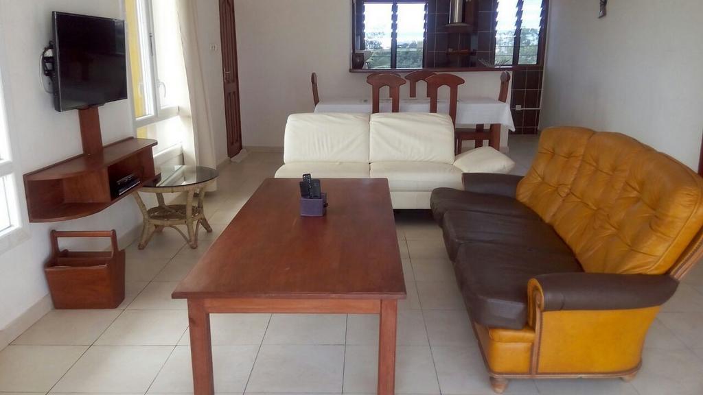 Dodoo Lodge Cotonou Exterior photo