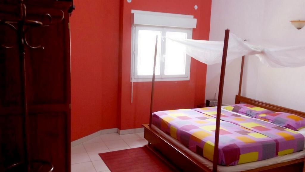Dodoo Lodge Cotonou Exterior photo