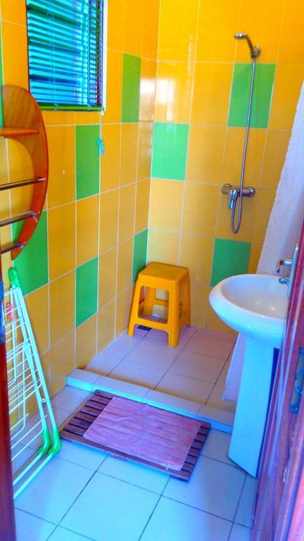 Dodoo Lodge Cotonou Exterior photo