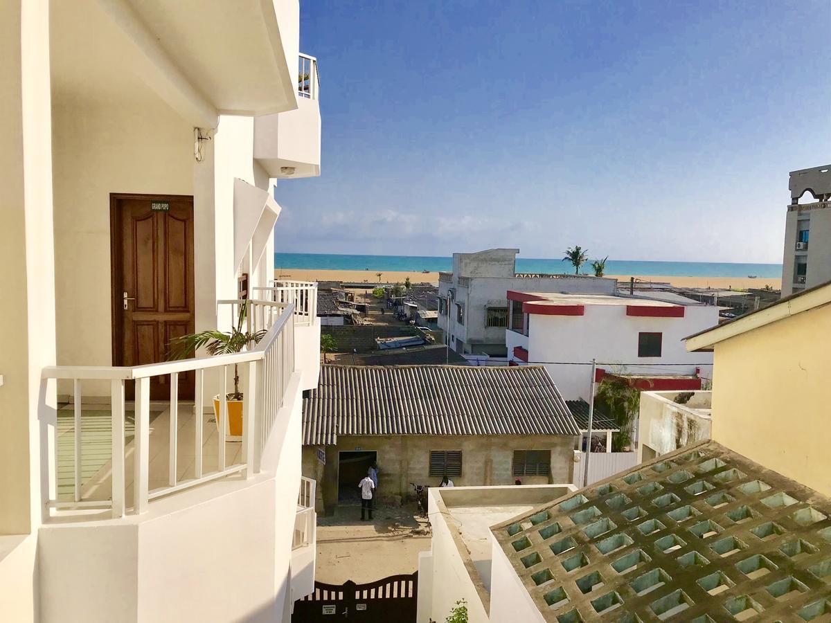 Dodoo Lodge Cotonou Exterior photo